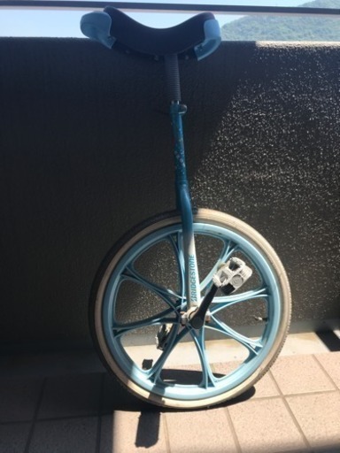 一輪車