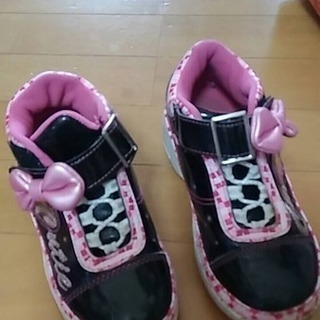 子供靴20センチ  ローラー靴になります！！