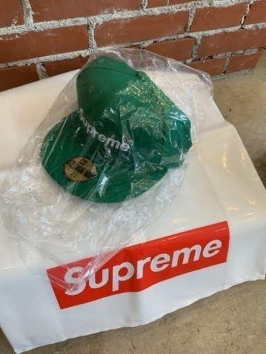 シュプリーム×プレイボーイ ニューエラ