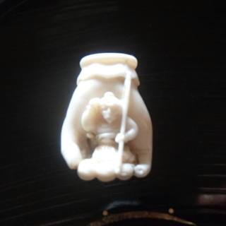 孫悟空の根付　その他小物　骨董　骨董品の画像