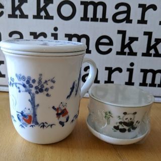 🐼パンダ茶器　茶こし付きマグカップと茶器　2セット　新品