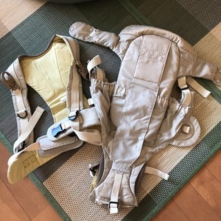 アップリカ 4way 抱っこ紐