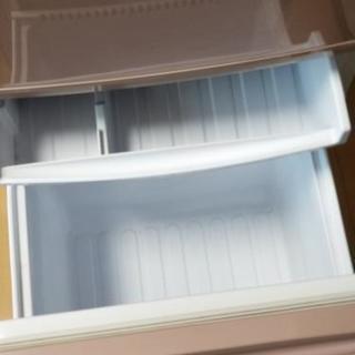 珍☆★人気カラー！★☆2ドア 冷蔵庫 137L ピンク♡の画像