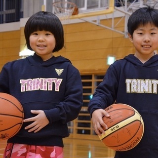 笑顔が自慢のバスケットボールスクールです