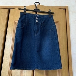 タイトスカート しまむら