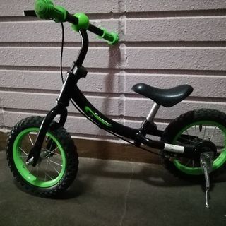 ペダルなし自転車