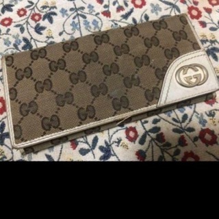 GUCCI財布