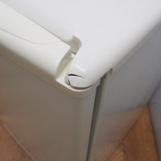 配達設置無料！Panasonic 1ドア冷蔵庫 2106年製 自室などに最適 EL13