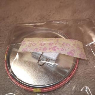 おそ松さん缶バッチ３の画像