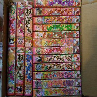 素敵な漫画です。お子さんにいかがですか？猫パンチ34冊セットの画像