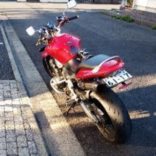 ホーネット900