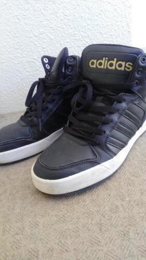 adidasスニーカー26.5㎝