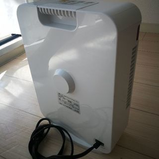 ファンヒーター【アイリスオーヤマ・人感センサー付】の画像