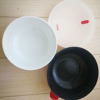 T-falクイックボウル（電子レンジ調理器具）の画像