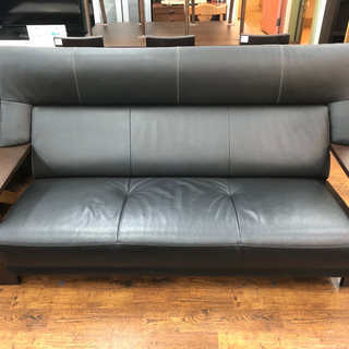 karimoku(カリモク)の本革張3人掛けソファー