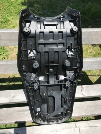 YAMAHA MT-01純正シート