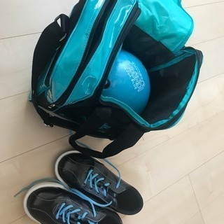 一緒にボウリングができるグループを探しています。