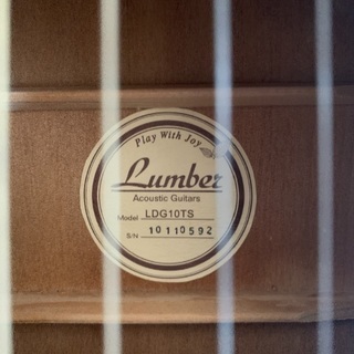 Lumberアコースティックギターの画像