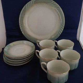 コーヒーカップ　５客セット　ケーキ皿付