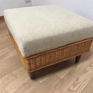 ラタンソファー