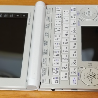CASIOの電子辞書 韓国語モデル XD-B7600 新品ですの画像