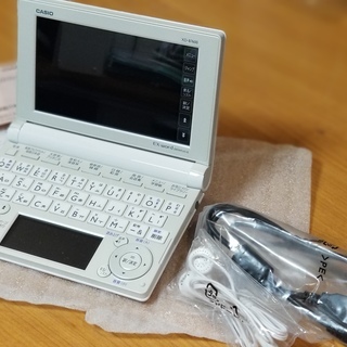 CASIOの電子辞書 韓国語モデル XD-B7600 新品です