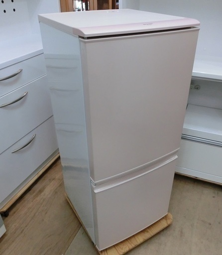 【販売終了しました。ありがとうございます。】SHARP　137L　2ドア　冷凍冷蔵庫　SJ-14T　2011年製　中古品