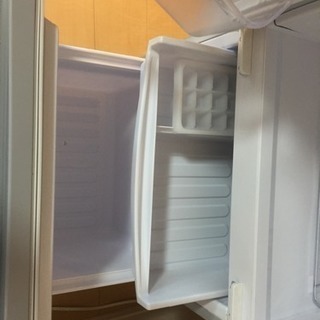 冷蔵庫2016年製【SHARP:SJ-D14B-S】の画像