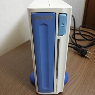 外付けCD-RWドライブ (BUFFALO CRW-48SU)の画像