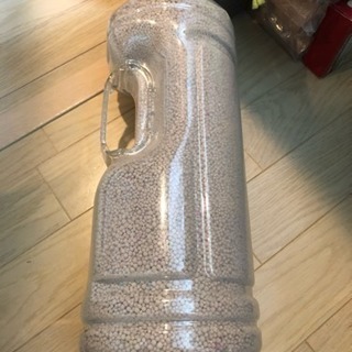 焼酎空ペットボトル 取手つき