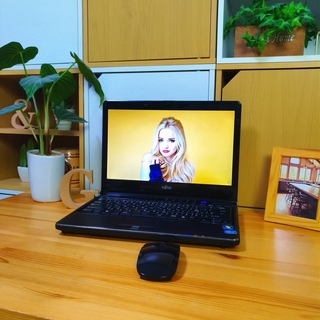 大容量640GBでcorei5の極上FUJITSU♪ 高級感のある光沢シャイニー