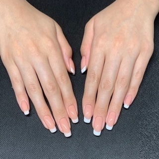 ネイルの大会のモデルさんを探しています
