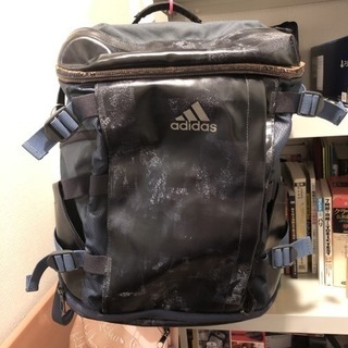 アディダスリュックの画像