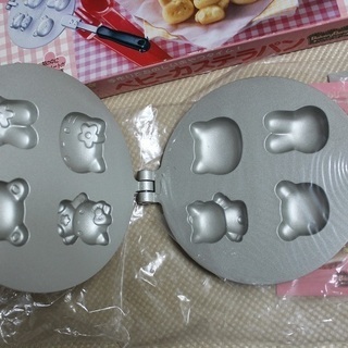 美品ベビーカステラパン人形焼き器３枚セット（キティ、ウルトラマン、スヌーピー） ハローキティ ベビーカステラパン 人形焼き 焼き器 - メルカリ