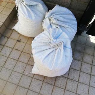 【募集中止】庭の砂利あげます