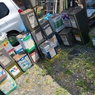 屋根用塗料(DIYなどの画像