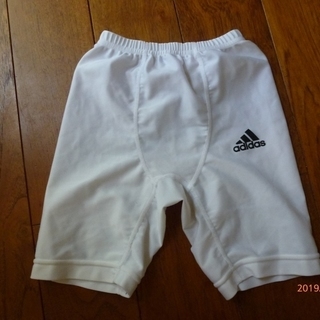 アディダス　インナーパンツ　130㎝　日本製