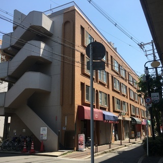 ★貸店舗・事務所★住ノ江駅１分　１階路面店２６．４４㎡　トイレ有...