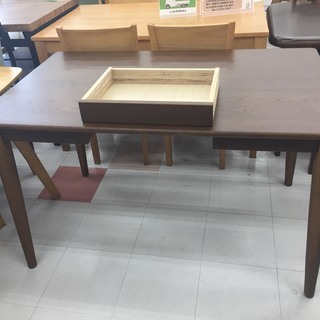 取りに来て頂ける方限定！ダークブラウンの、ダイニング5点セットのご