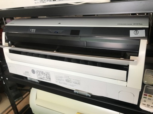 【Ecoモデル】日立　ルームエアコン5.6kw 18畳目安白くまくん　中古　リサイクルショップ宮崎屋19.5.26