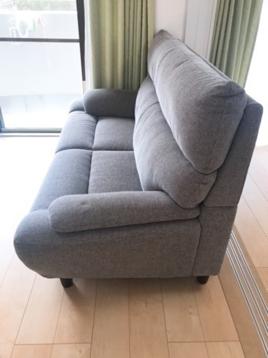２．５人掛けソファー　オカリナＲ　(ファブリックGY)