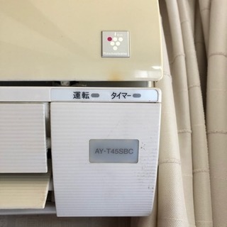 今日明日限定。エアコン 室内機＋室外機の画像