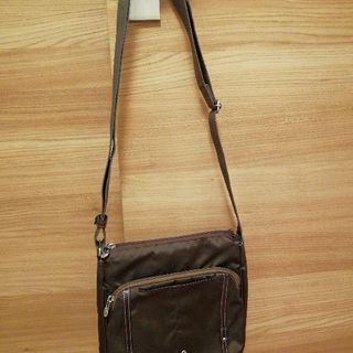 renoma のナイロンショルダーバッグ[男女兼用][取引中]の画像