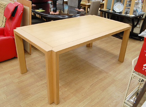 CONDE HOUSE/カンディハウス 旭川家具 ダイニングテーブル ストライプ ヒッコリー  ☆ PayPay(ペイペイ)決済可能 ☆ 札幌市 清田区 平岡