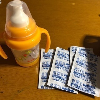 ベビーマグと除菌タブレット