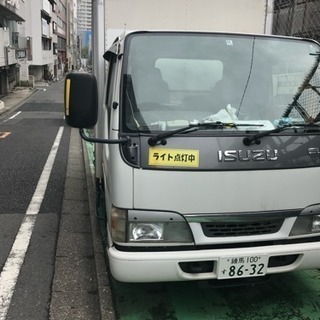 いすず準中型トラック ATの画像