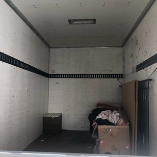 いすず準中型トラック ATの画像