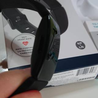 Fitbit　InspireHR＆交換ベルト＆保護カバーのセットの画像