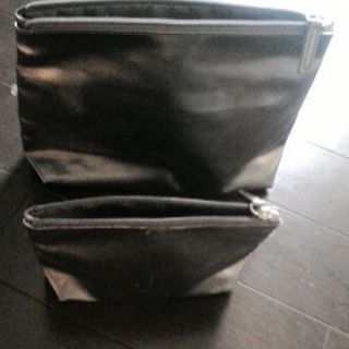 ポーチ ロンドンの画像