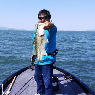 バスボートでバス釣り　in琵琶湖 - 草津市